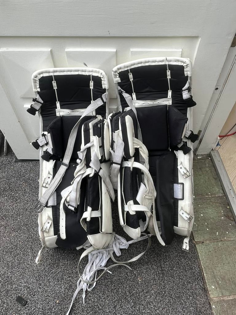 Brianstar ijshockey pads 32+1 inch, Sport en Fitness, Ophalen of Verzenden, Gebruikt, Bescherming