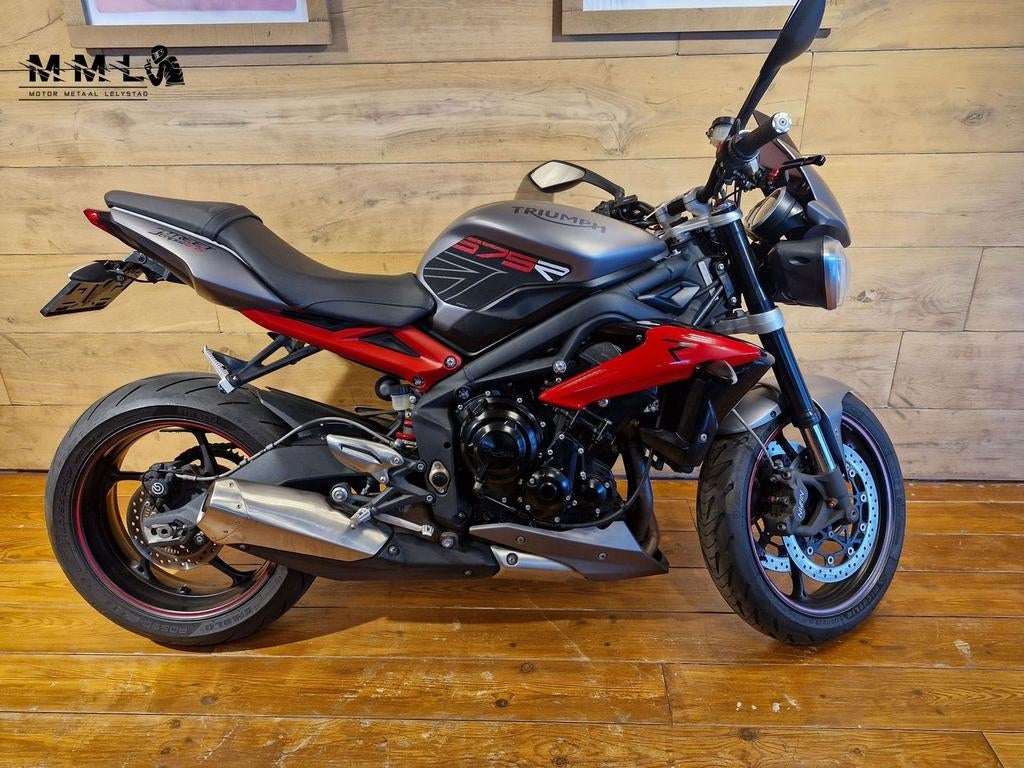 TRIUMPH STREET TRIPLE 675 (bj 2016), Motoren, Motoren | Triumph, Bedrijf, Naked bike, meer dan 35 kW, 3 cilinders, Motorrijbewijs A