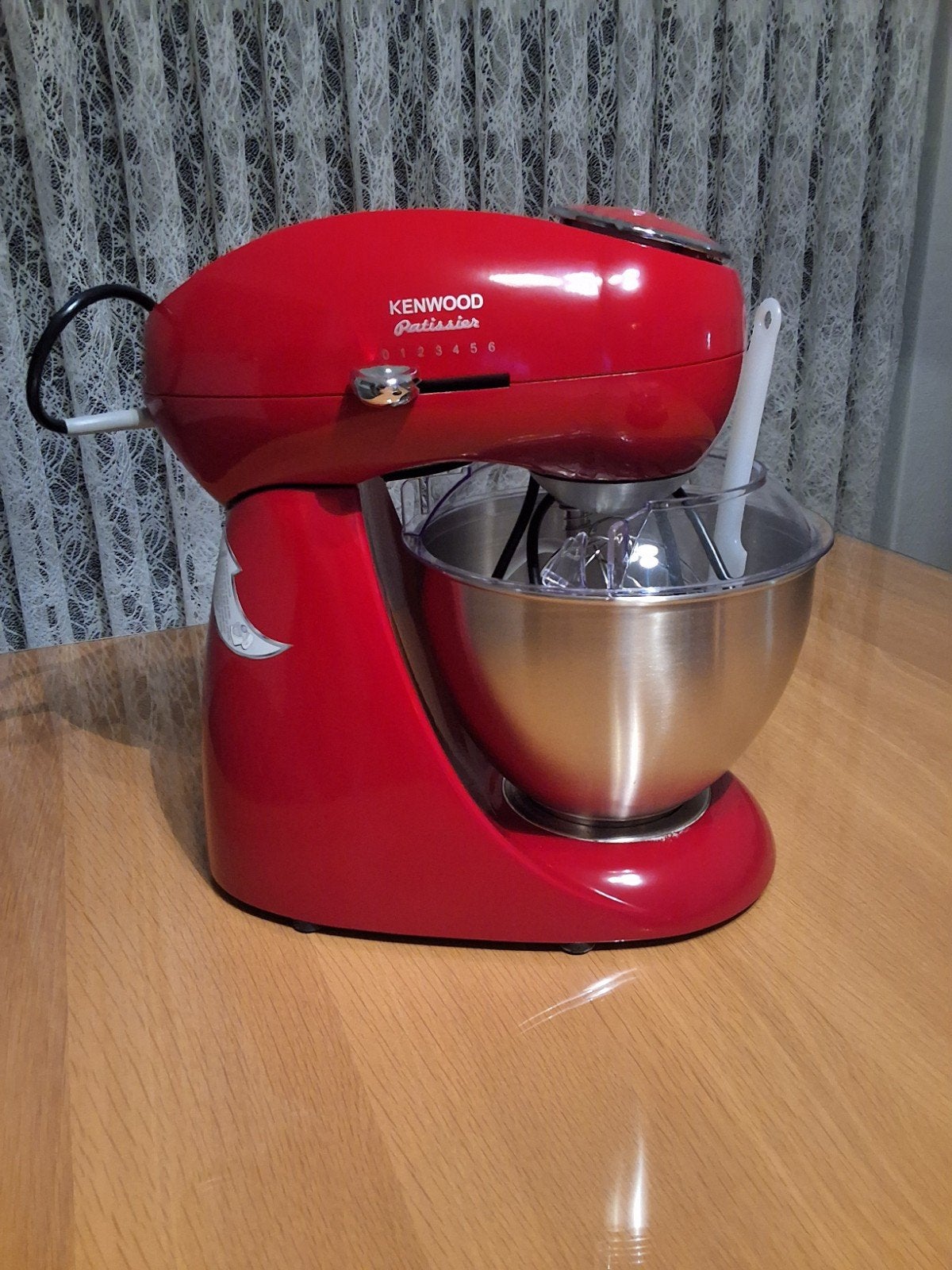 Kenwood keukemachine MX311 Patissier Rood, 4 liter of meer, Ophalen, Zo goed als nieuw, 3 snelheden of meer