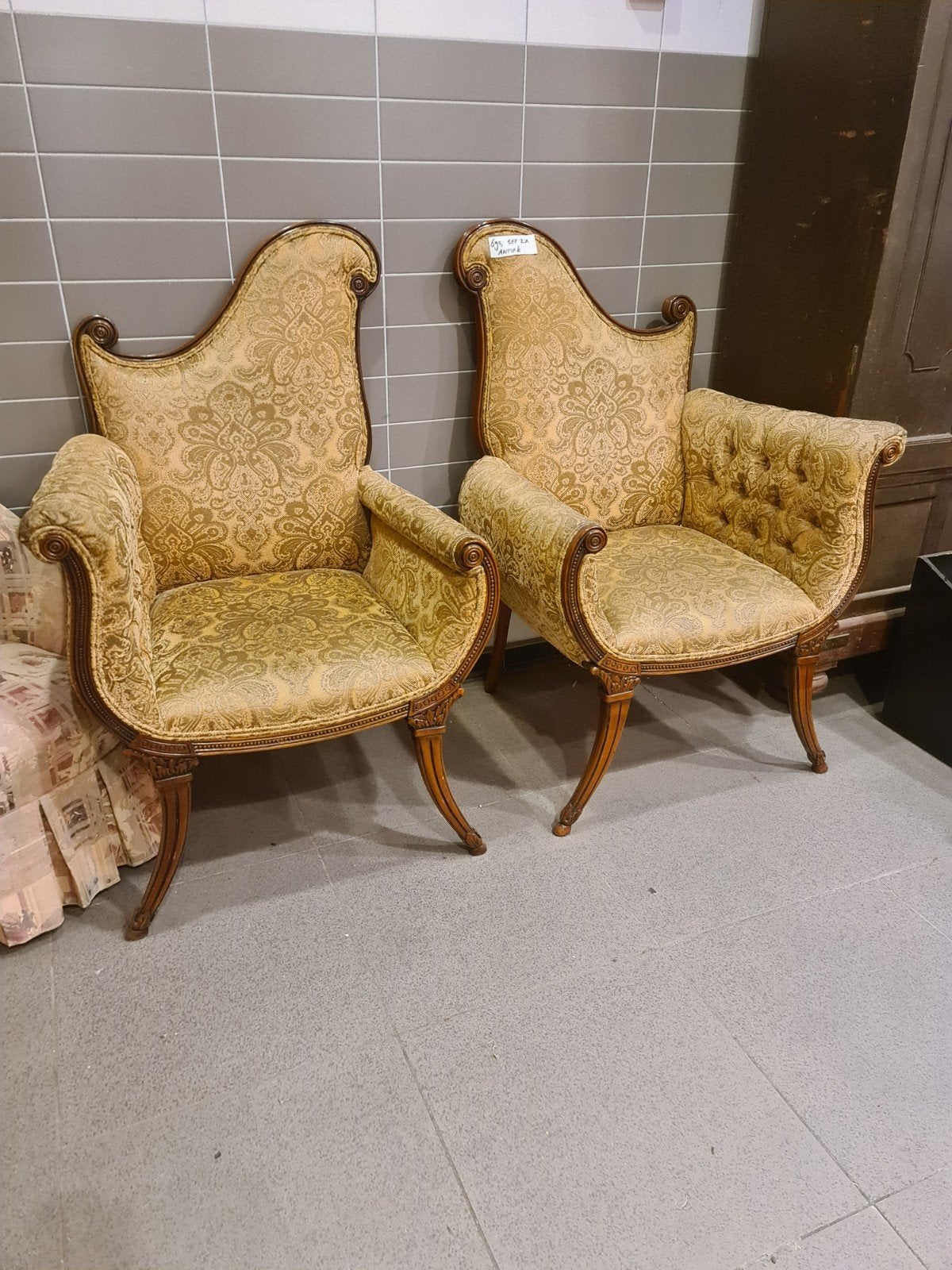 set van 2 antieke fauteuils kersenhout originele stoffering, Ophalen