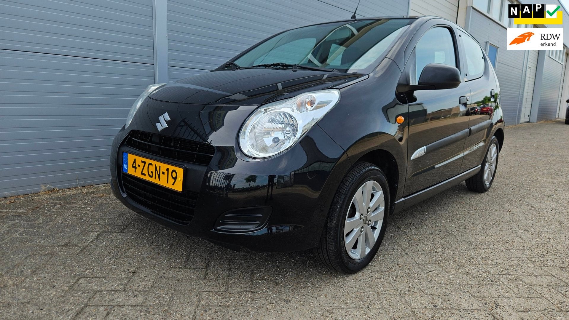 Suzuki Alto 1.0 Celebration EASSS | Airco |, Auto's, Suzuki, Voorwielaandrijving, Euro 5, Stof, Gebruikt