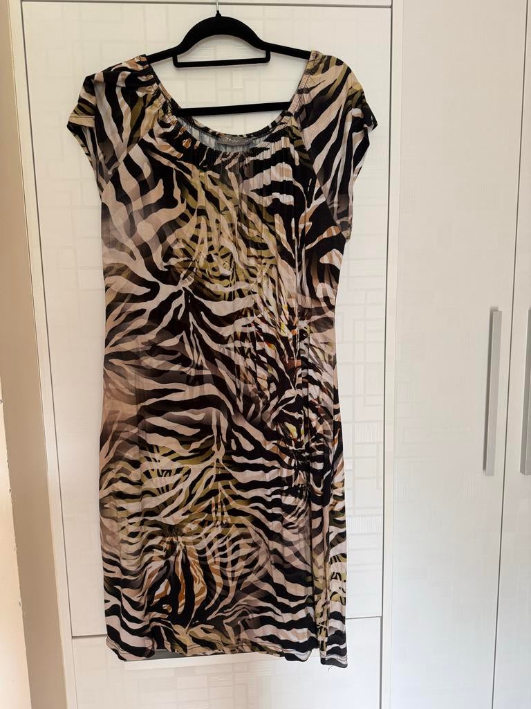 Geisha jurk maat 44 met zebraprint, Overige kleuren, Maat 42/44 (L), Ophalen of Verzenden, Zo goed als nieuw