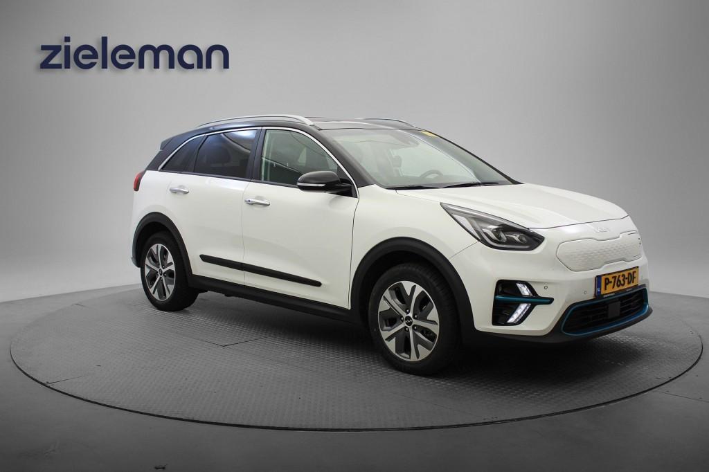 Kia NIRO E-Niro DynamicPlusLine 64 kWh - Carplay, Dakraam, H, Auto's, Kia, Gebruikt, 1712 kg, Met garantie (alle), Wit