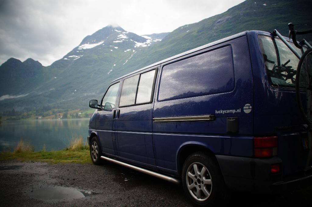 Volkwagen T4 uit 2003(lange wielbasis), Buscamper of Camperbus, Volkswagen, Tot en met 2, Particulier