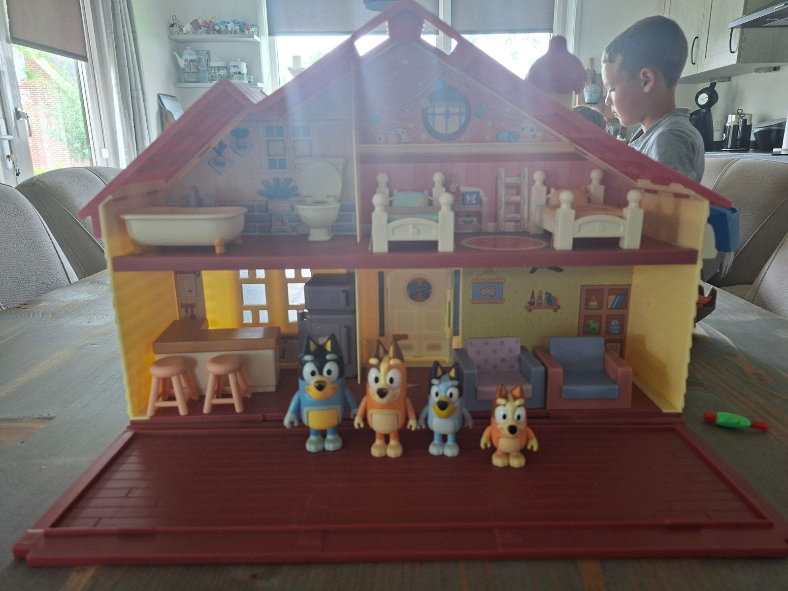 Bluey Huis, Meeneem Koffer & Auto met Bluey Figuren, Ophalen, Gebruikt, Poppenhuis