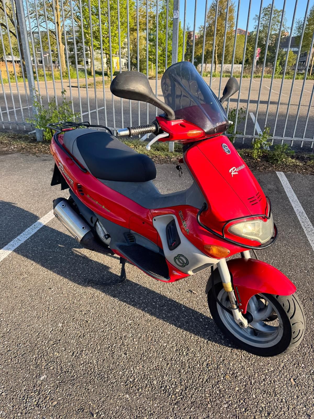 Gilera runner FX DD 1997 A1, Fietsen en Brommers, Scooters | Piaggio, Ophalen of Verzenden, Zo goed als nieuw, Benzine, Overige modellen