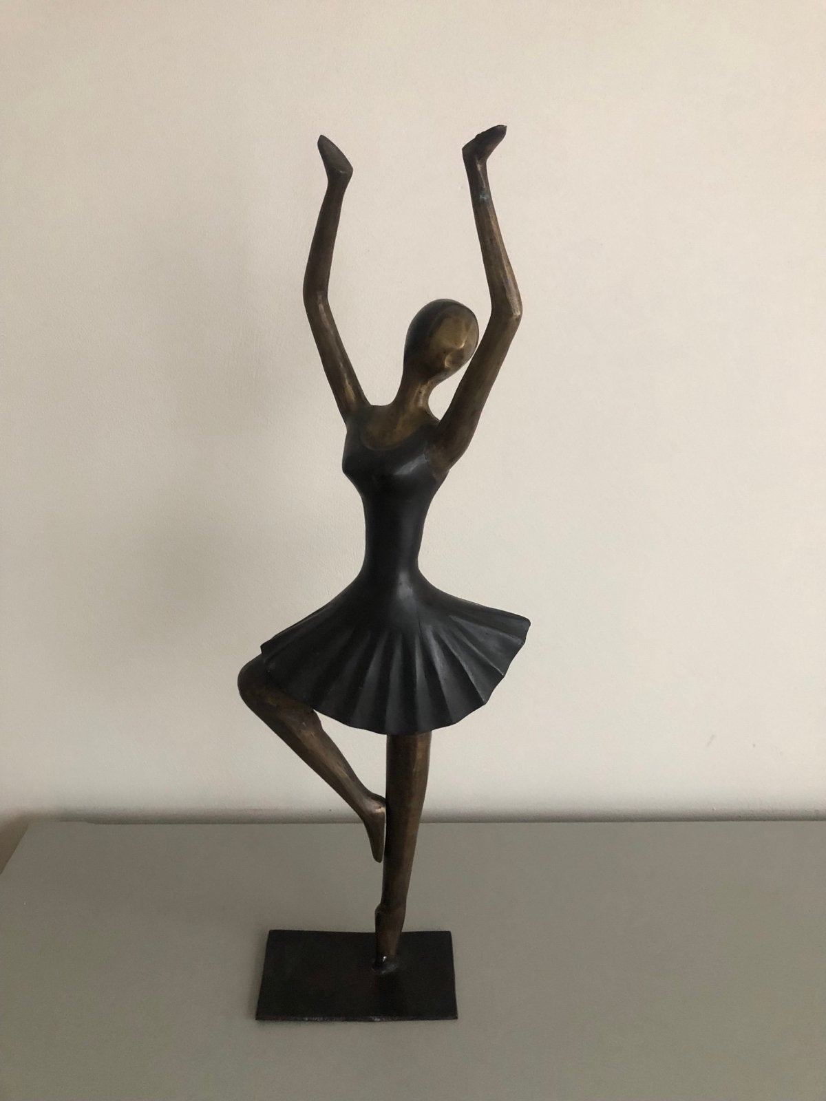 Bronzen ballerina beeld gemaakt A. Mondain, Ophalen, 50 - 100 cm, Brons, Beeld