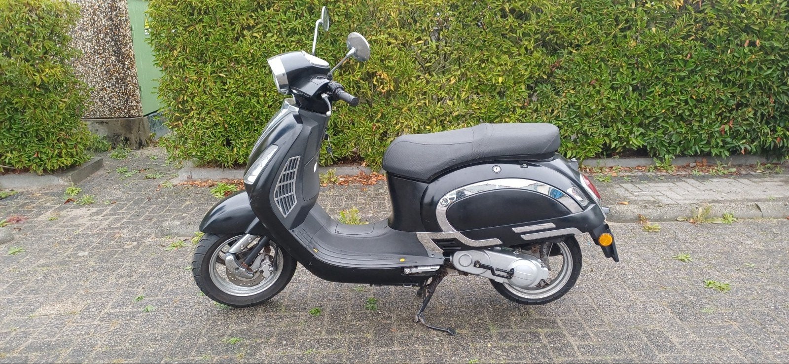 Benzhou YY50QT Scooter - Nieuwe Accu!, Ophalen, Gebruikt, Benzine, Benzhou