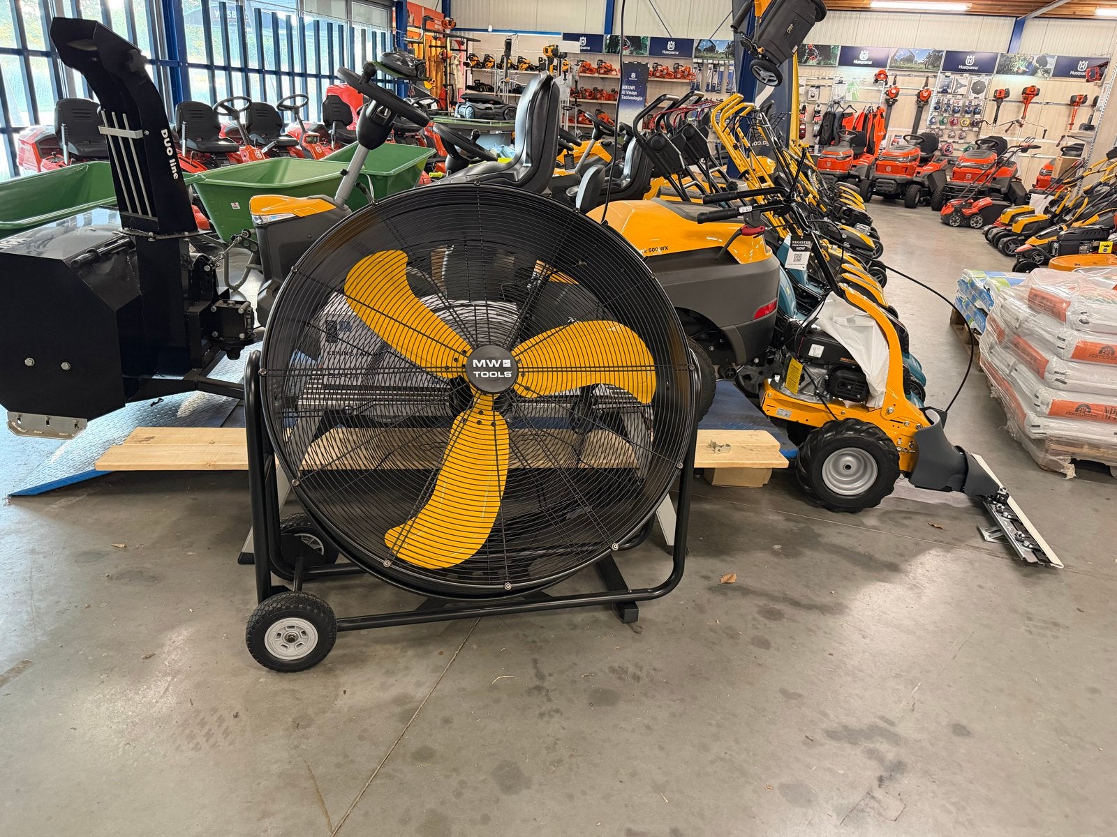 MW Tools MV900DC Vloerventilator - 900mm, 280W, Ophalen, Zo goed als nieuw, Vloerventilator