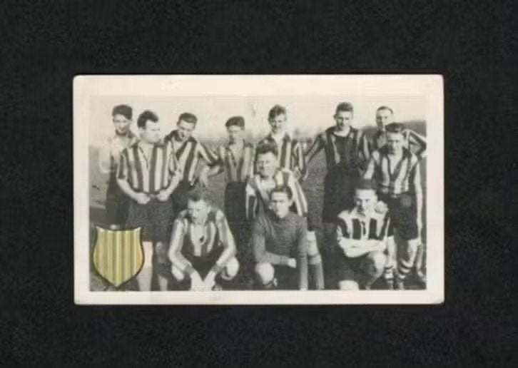 Voetbalplaatje Frisia Leeuwarden 1930/1931 (285), Ophalen of Verzenden, Zo goed als nieuw