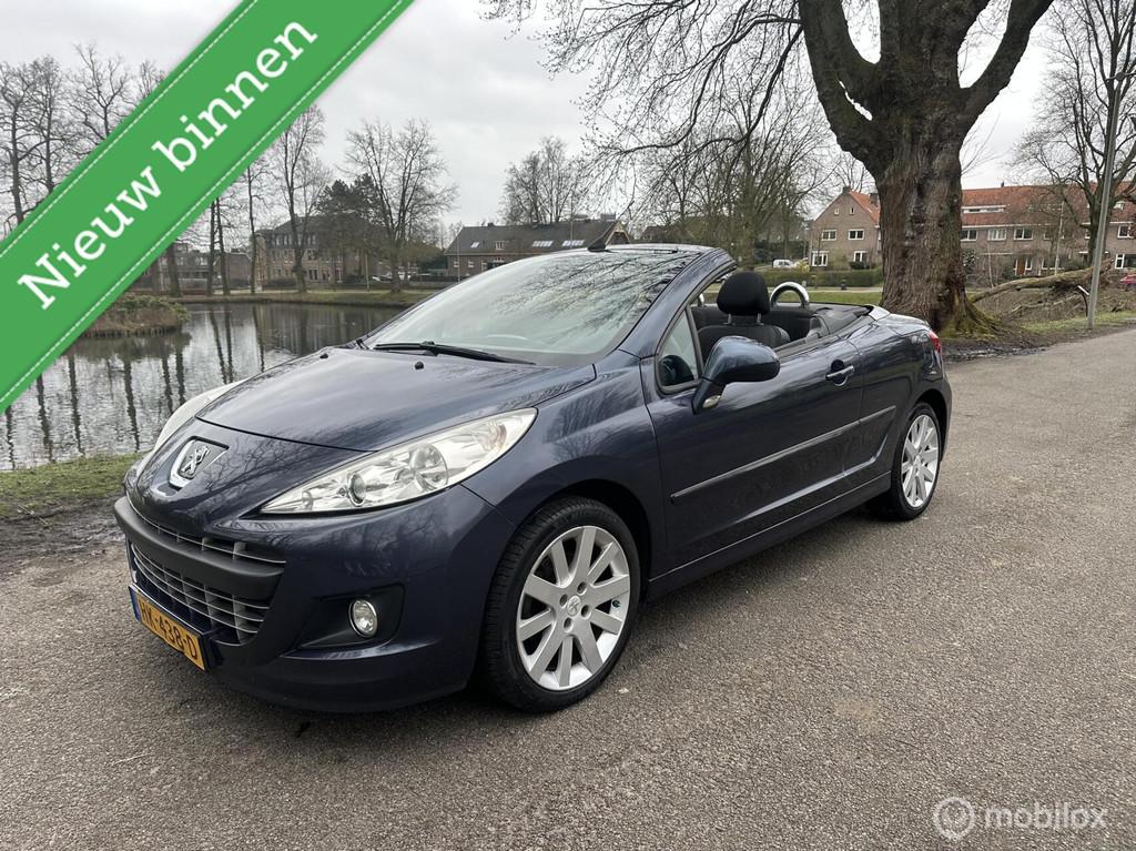 Peugeot 207 CC 1.6 VTi Griffe NIEUWE APK+ KOPPELING, Auto's, Peugeot, Voorwielaandrijving, Euro 5, 15 km/l, Gebruikt