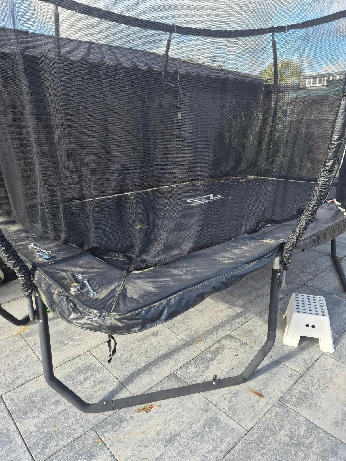 Trampoline met veiligheidsnet - SZ Sports, Ophalen, Gebruikt