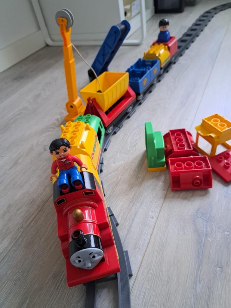 Uitgebreide LEGO DUPLO Treinset, Kinderen en Baby's, Speelgoed | Duplo en Lego, Ophalen of Verzenden, Zo goed als nieuw, Duplo