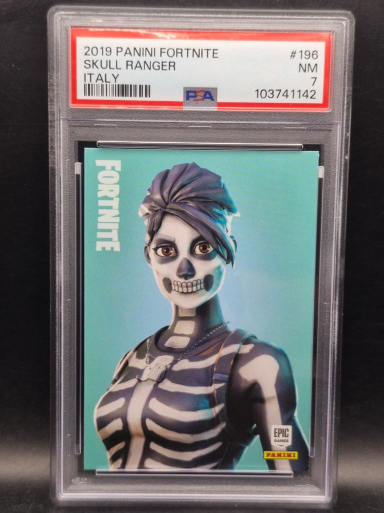 Fortnite 2019 panini skull ranger italy #196 psa 7, Verzenden, Zo goed als nieuw, Losse kaart