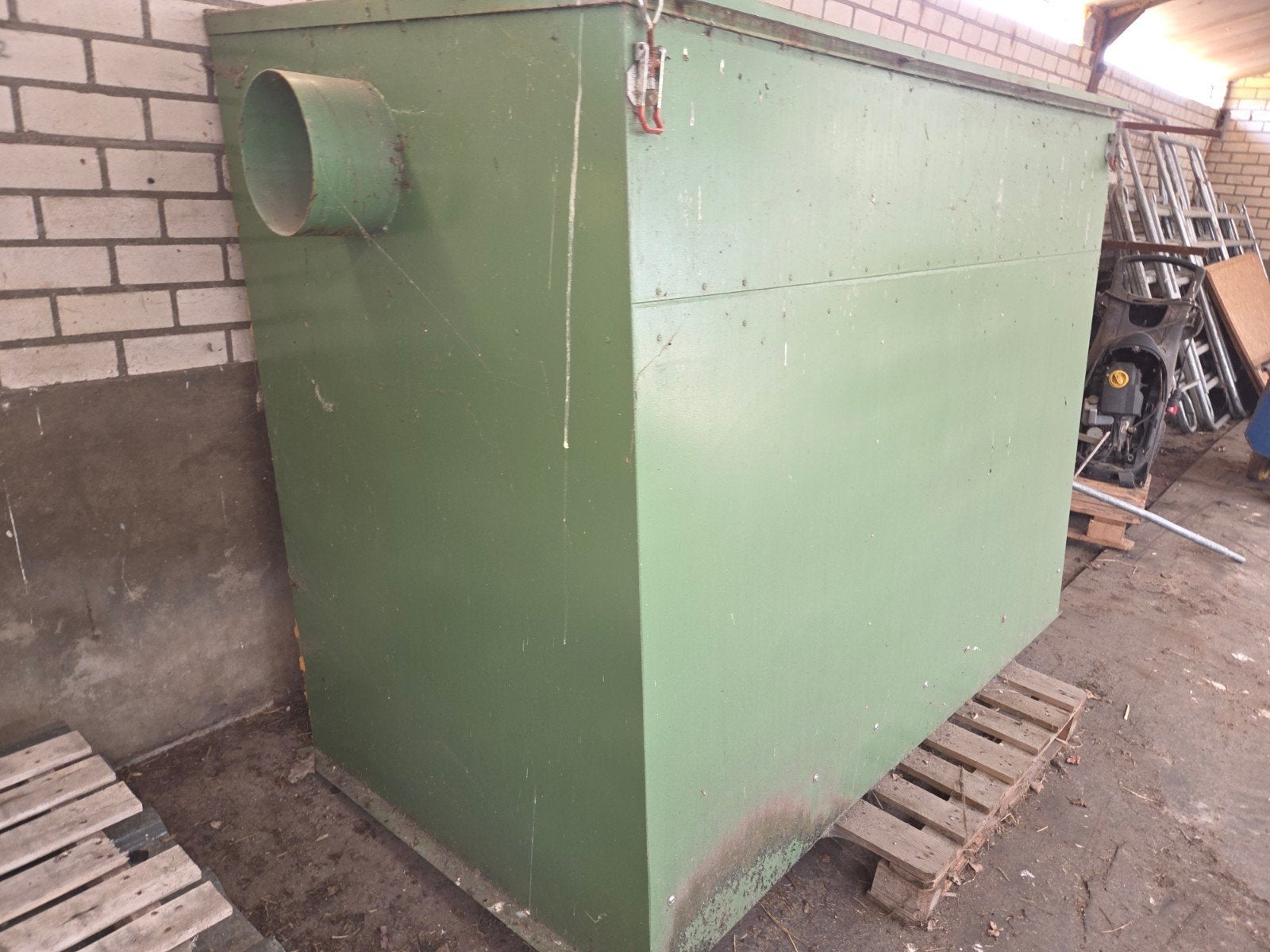 ijzeren hondenhok/ dierenschuilplek of multifunctionele kast, Dieren en Toebehoren, Ophalen