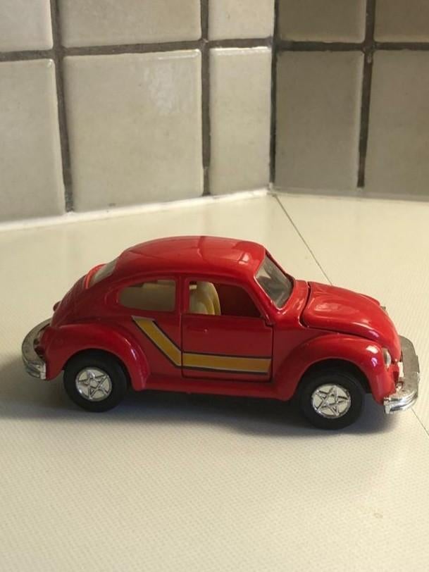 Miniatuur auto VW rood, Overige merken, Auto, Groter dan 1:32, Ophalen of Verzenden