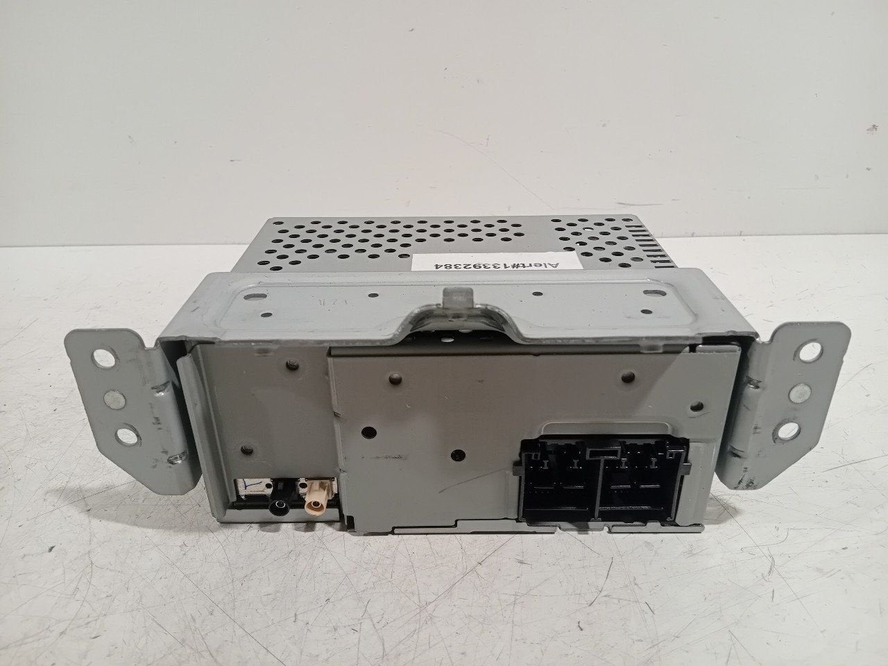 Radio Ford Fiesta, Auto diversen, Autoradio's, Ophalen of Verzenden, Van der Ven Autorecycling B.V., Onderdelen@venauto.nl, Ettenseweg 76, 4706 PB Roosendaal, The Netherlands