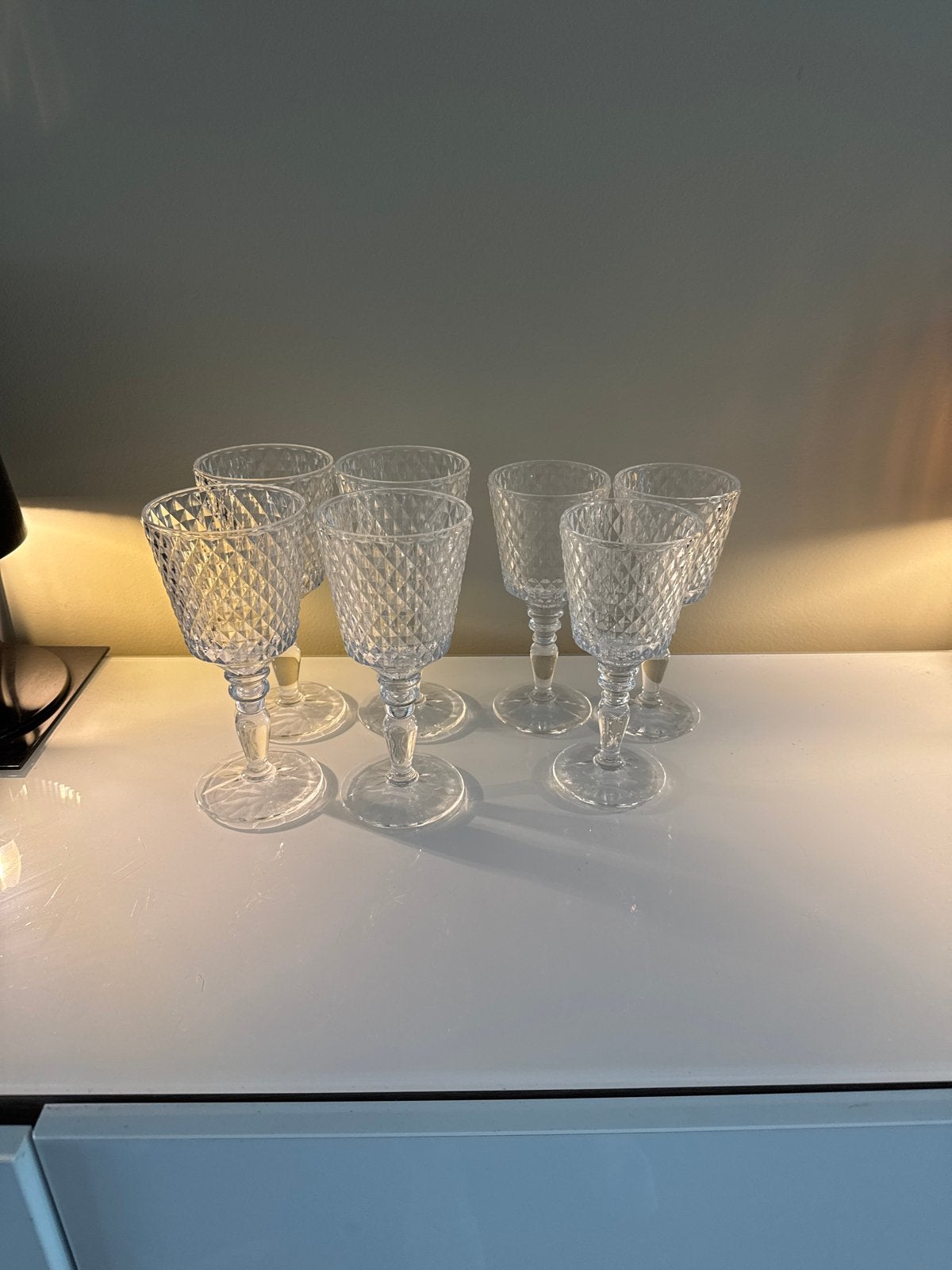 Villeroy & Boch kristallen wijnglazen in twee maten, Ophalen, Zo goed als nieuw, Kristal