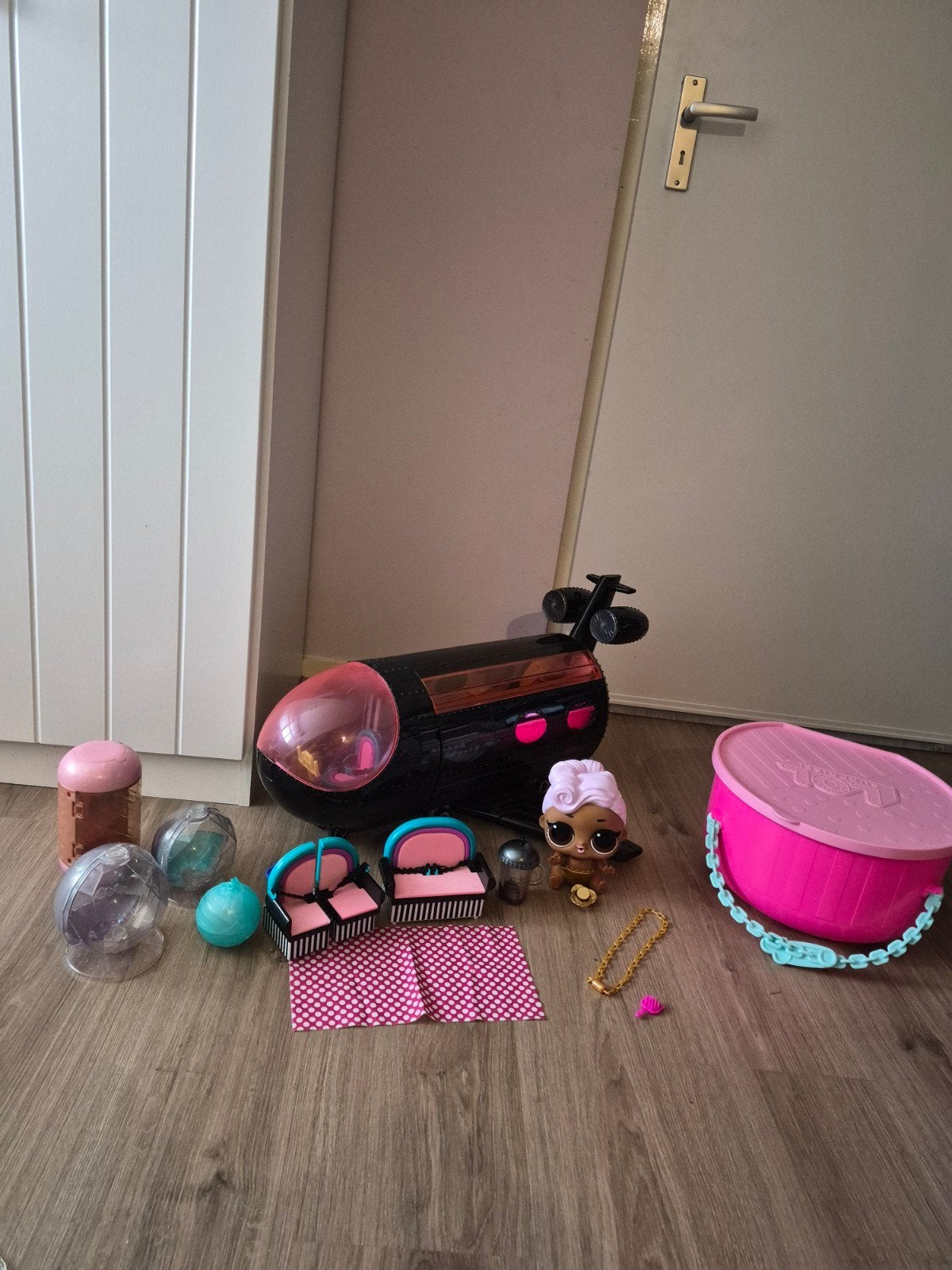 LOL Surprise OMG Vliegtuig met accessoires,2 poppen, Ophalen of Verzenden, Gebruikt, Meisje