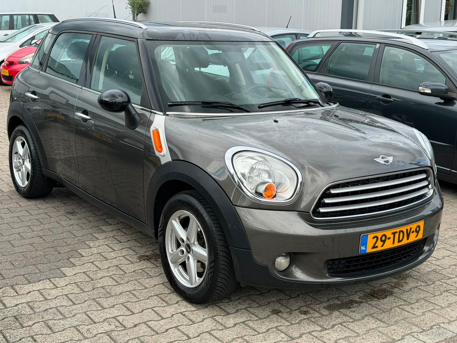 Mini Countryman 1.6 Cooper D 2012 Trekhaak Airco Nieuwe APK, Auto's, Mini, Voorwielaandrijving, Euro 5, Gebruikt, 750 kg
