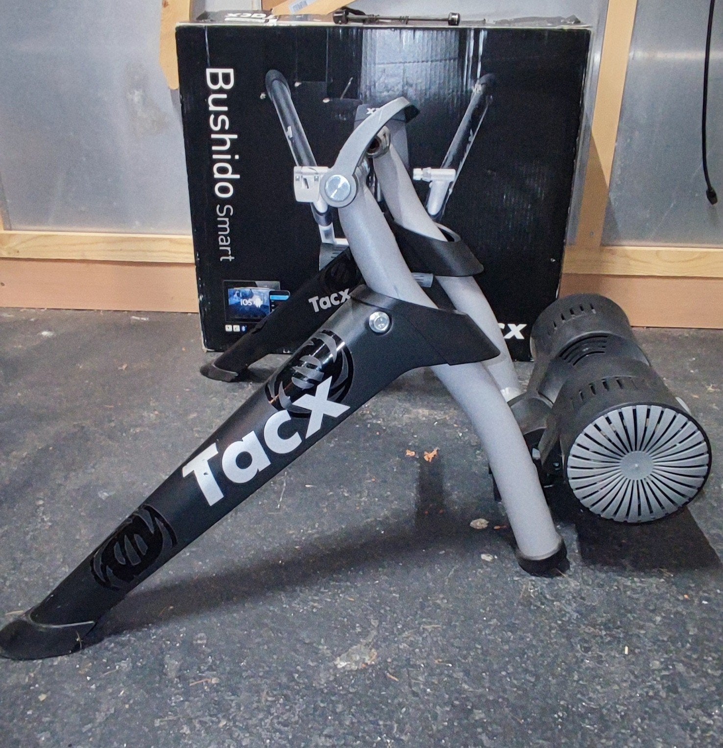 Tacx Bushido T 2780 indoor trainer 

In zeer goede staat,wer, Ophalen, Zo goed als nieuw, Hometrainer