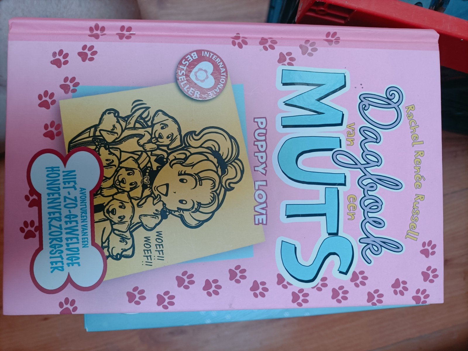 Dagboek van een Muts: Puppy Love - Rachel Renée Russell, Boeken, Kinderboeken | Jeugd | 10 tot 12 jaar, Gelezen, Fictie, Ophalen of Verzenden