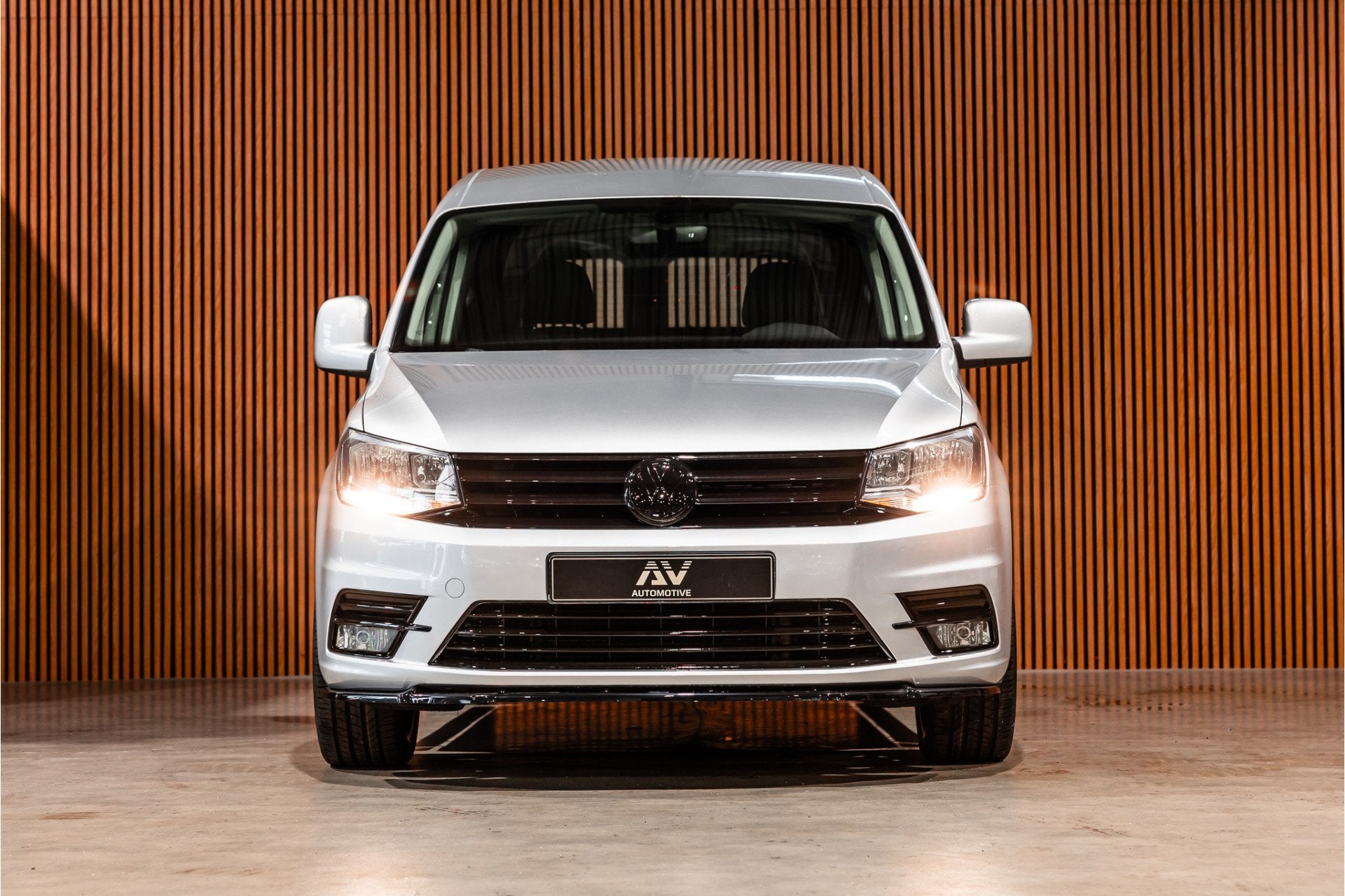 Volkswagen Caddy 2.0 TDI DSG Highline | CarPlay | Navigatie, Auto's, Gebruikt, 4 cilinders, 700 kg, Bedrijf
