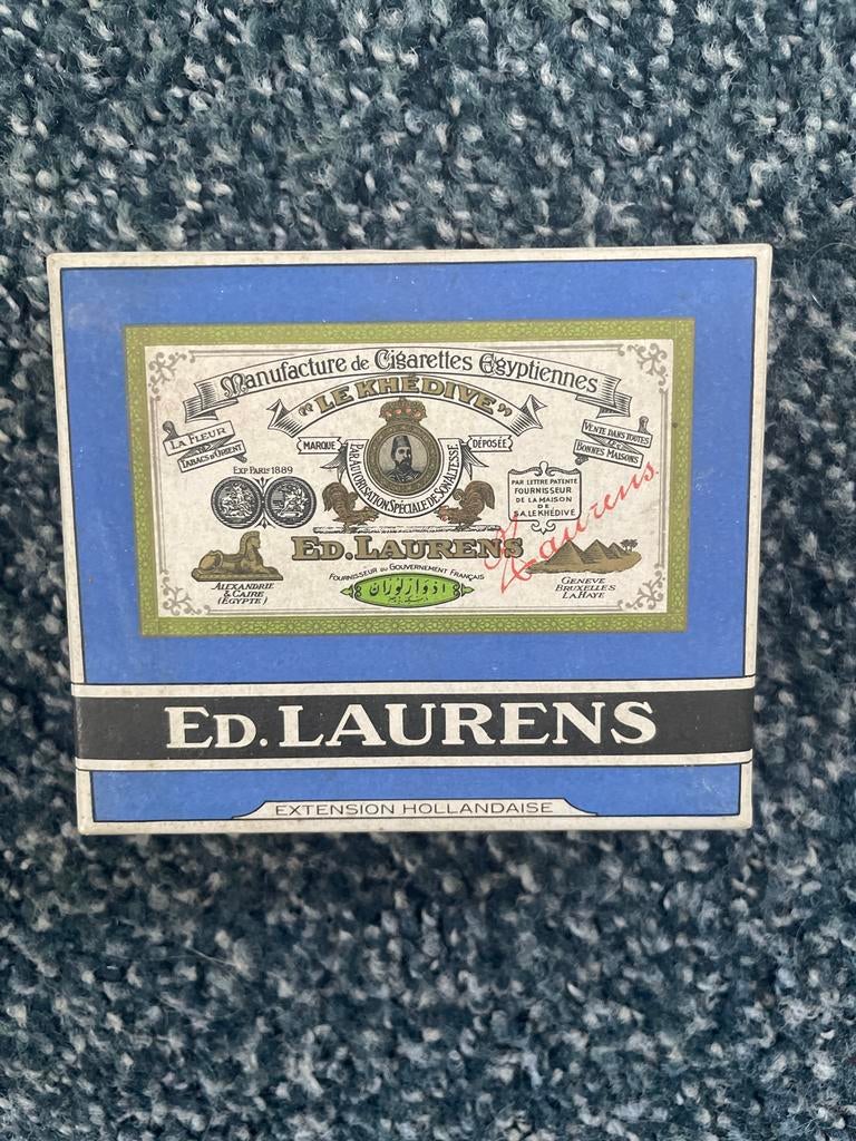 Vintage sigarettenpakje Ed. Laurens "Le Khedive" Bleu, Verzamelen, Merken en Reclamevoorwerpen, Gebruikt, Verpakking, Ophalen of Verzenden