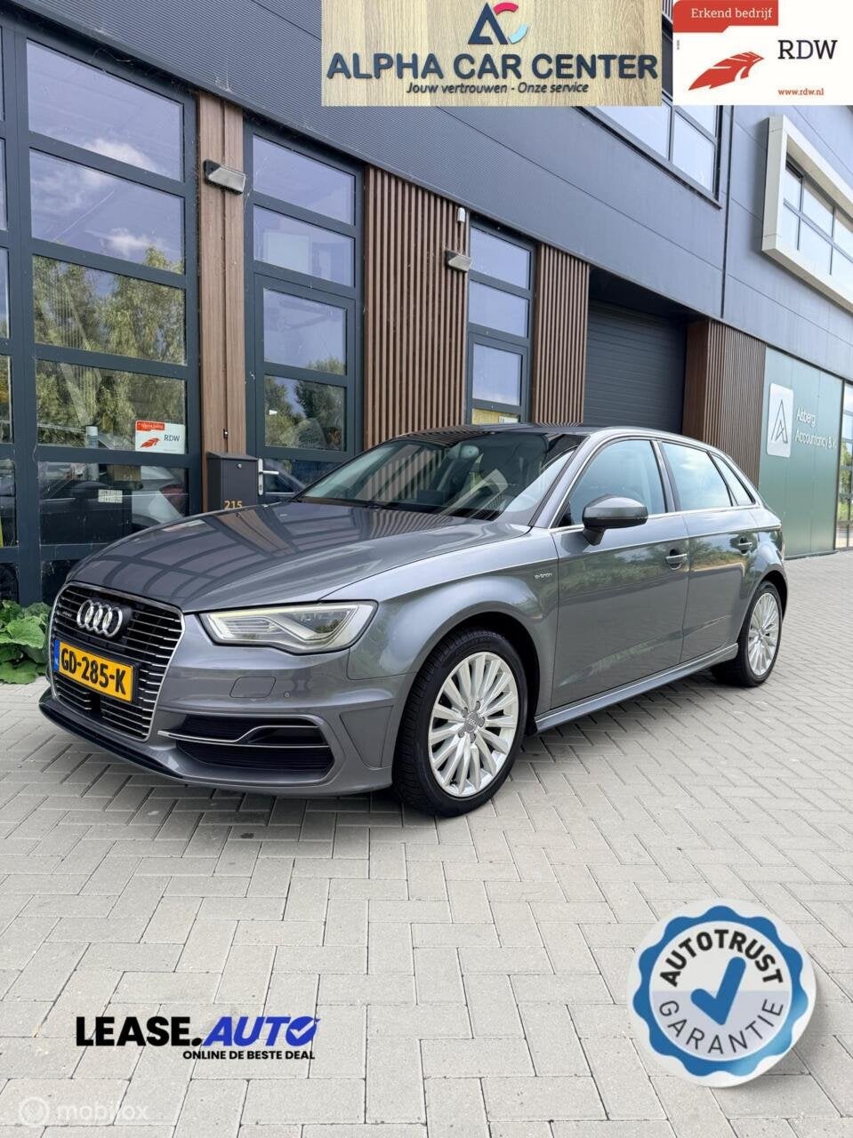 Audi A3 Sportback 1.4 e-tron Ambition DEALER/GARANTIE/NAP, Auto's, Dealer onderhouden, Stof, Gebruikt, Euro 6