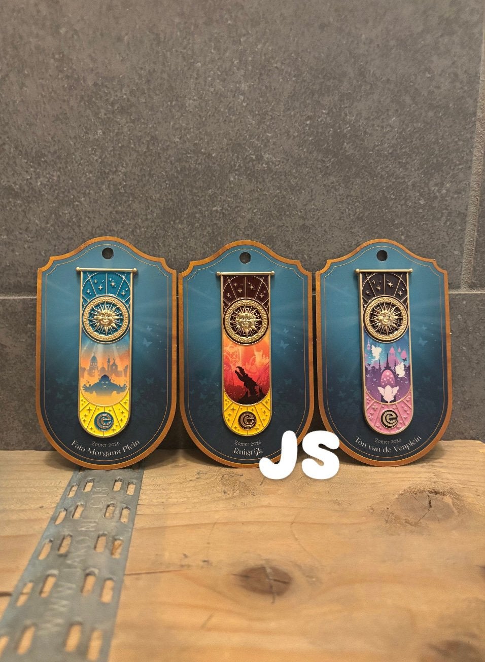 Nieuw Efteling zomer pins set 2026, Verzamelen, Efteling, Ophalen of Verzenden, Nieuw, Button of Speldje