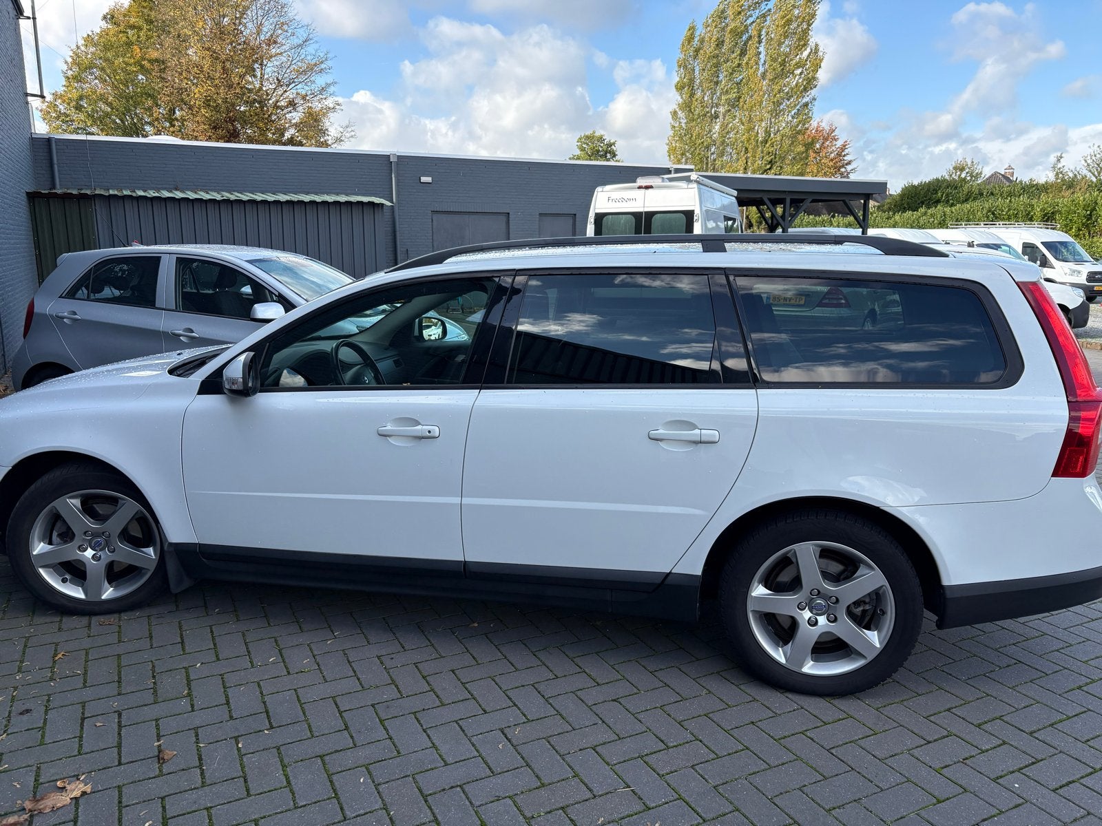 Volvo V70 met trekhaak en dakdragers, Ophalen, Gebruikt