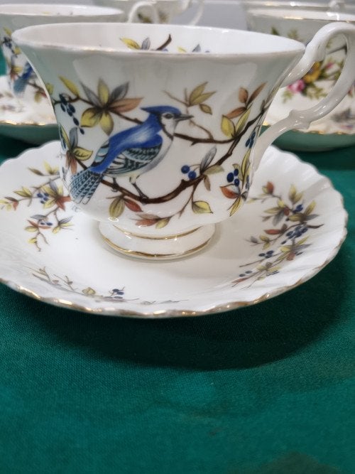 kop en schotel woodland serie royal albert, Antiek en Kunst, Antiek | Servies los, Ophalen of Verzenden