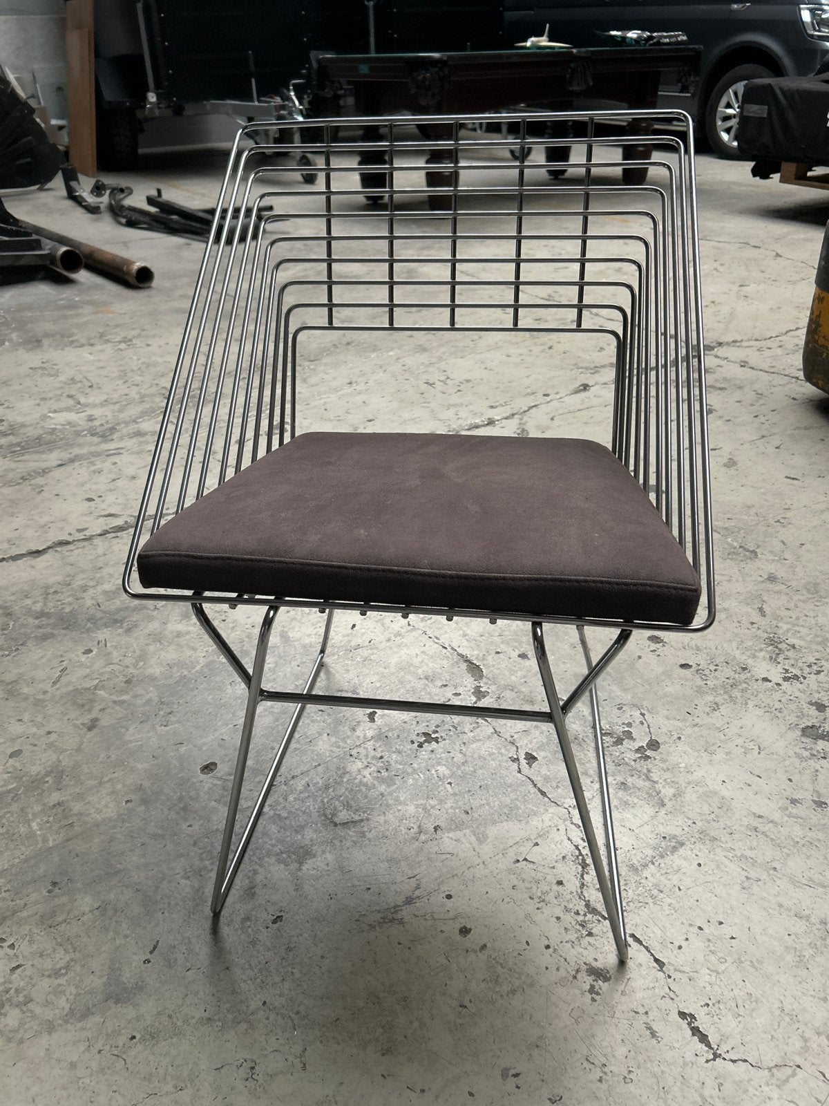 Pantone Cube Wire Stoel - Modern Design, Huis en Inrichting, Stoelen, Ophalen, Gebruikt, Bruin, Metaal