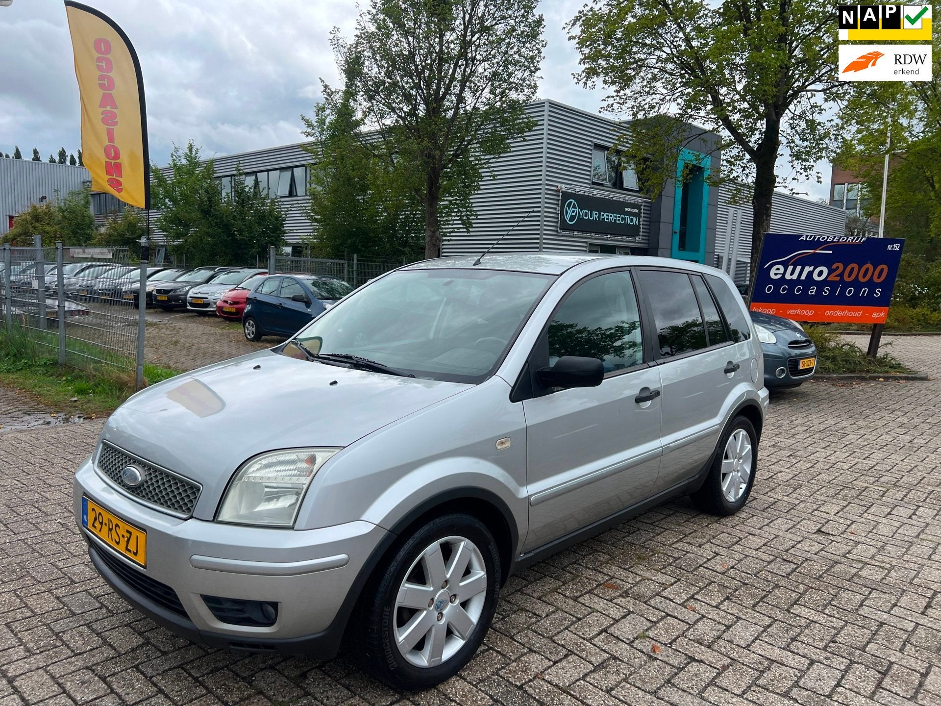 Ford Fusion 1.4-16V Futura - AIRCO - NIEUWE JAAR APK - NAP !, Voorwielaandrijving, Zwart, Origineel Nederlands, Bedrijf