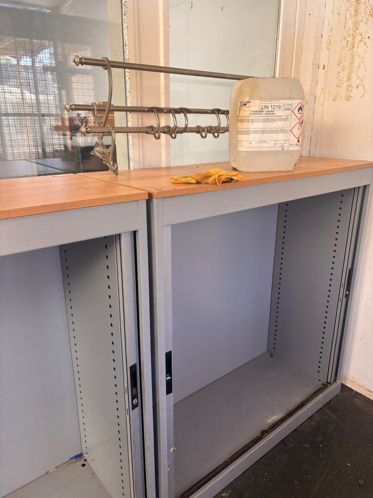 Metalen archiefkasten met houten blad, Huis en Inrichting, Ophalen, Gebruikt