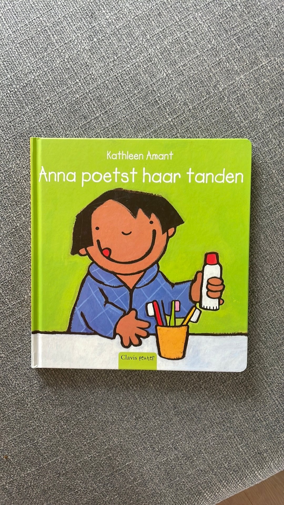 Anna poetst haar tanden - Kathleen Amant, Boeken, Ophalen of Verzenden, Zo goed als nieuw