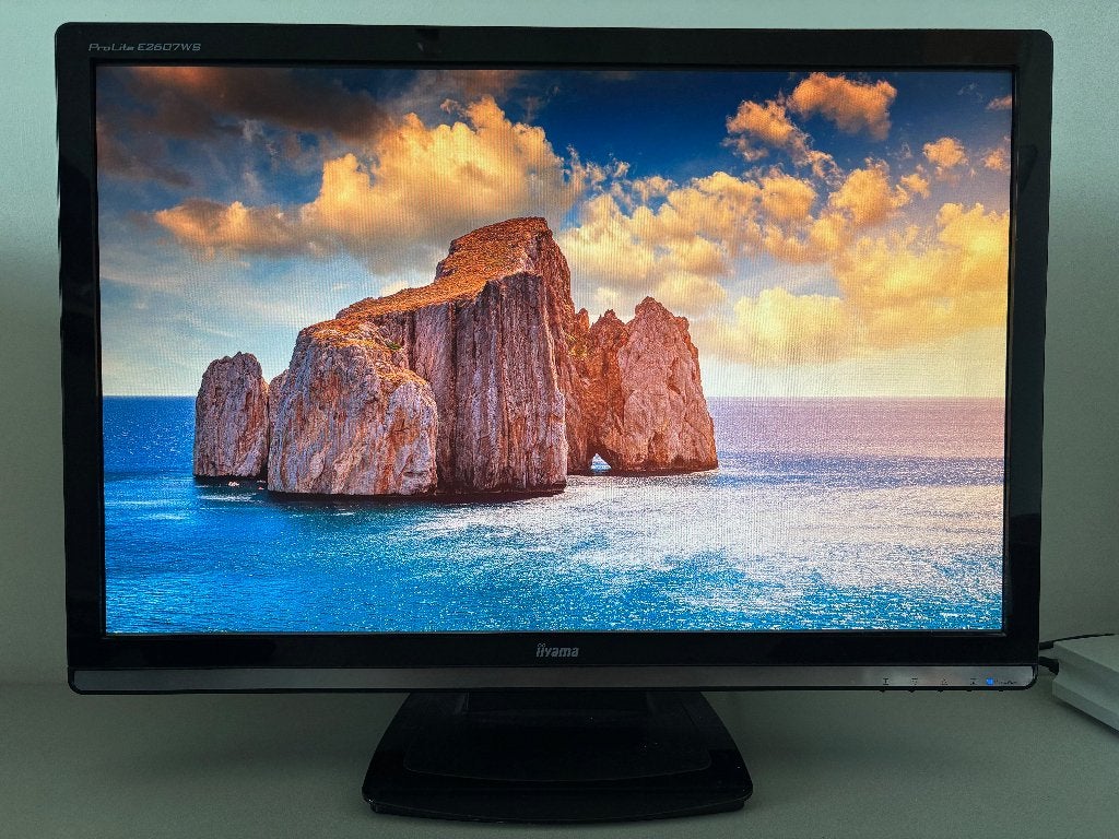 IIyama Prolite E2607WS Monitor 26 inch 1920x1200, Computers en Software, Ophalen, DVI, Iiyama ProLite, Full HD