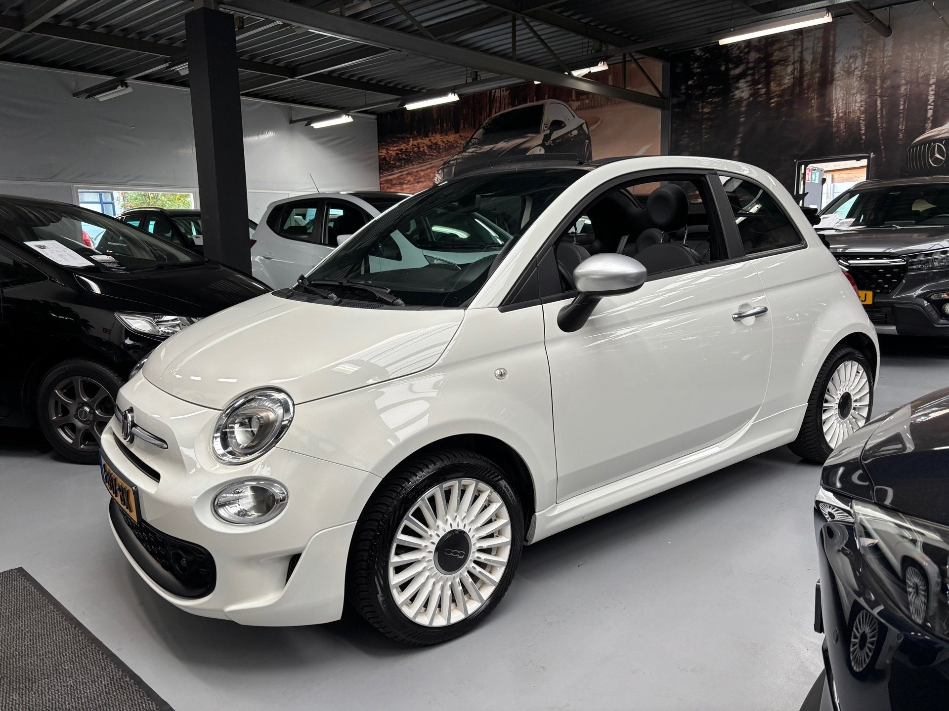 Fiat 500 C 1.0 Hybrid Rockstar / Carplay, Auto's, Fiat, Voorwielaandrijving, 4 stoelen, Leder en Stof, Wit