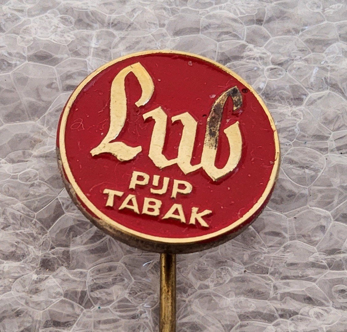 Vintage Speldje 'Lub Pijp Tabak', Ophalen of Verzenden, Gebruikt, Overige onderwerpen, Speldje of Pin
