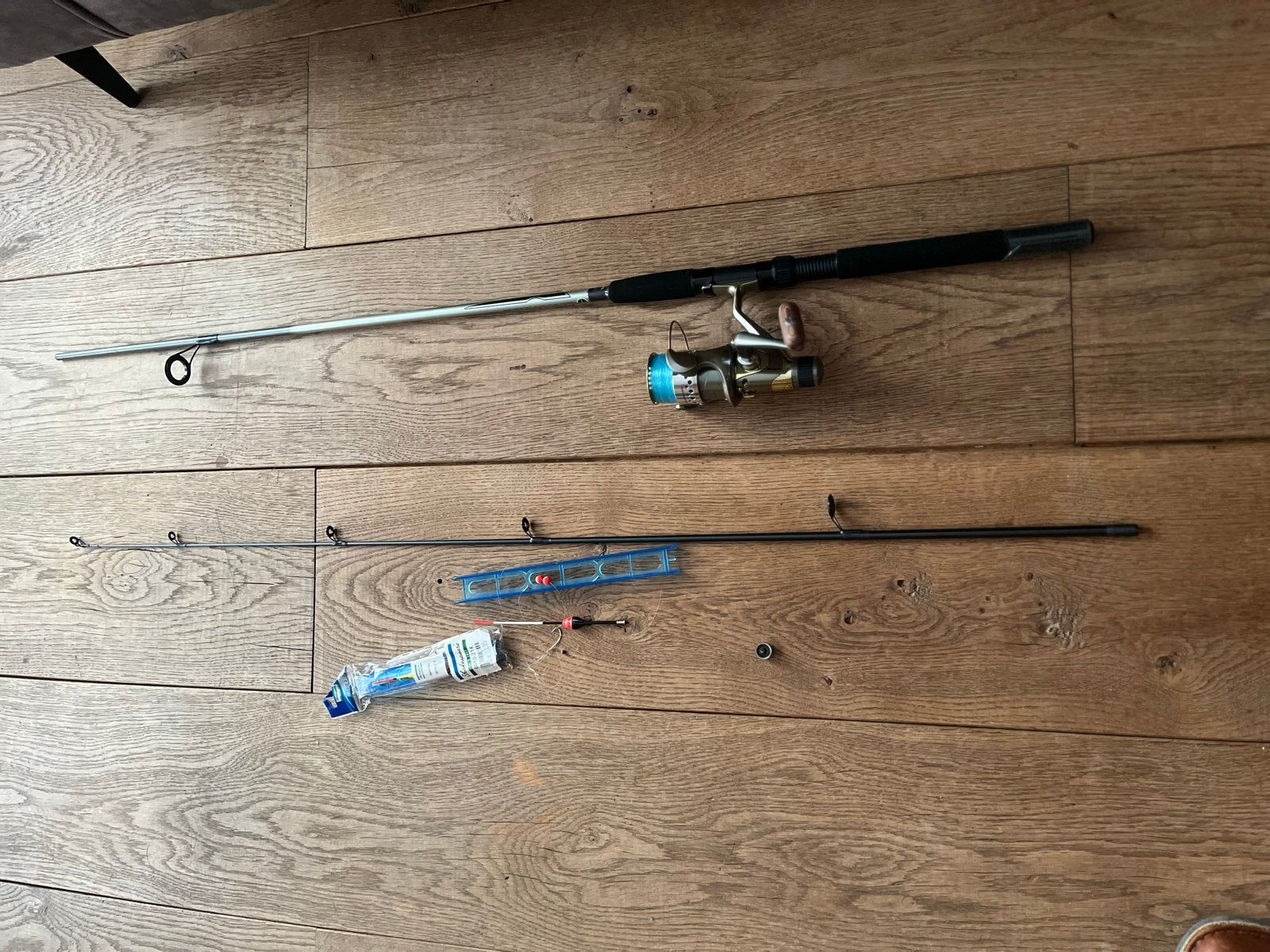 Shimano werphengel 2-delig met foudraal en dobbers, Ophalen, Zo goed als nieuw, Werphengel
