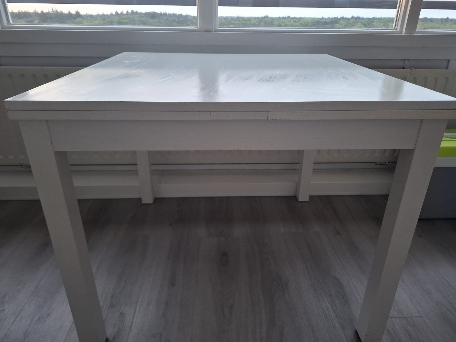 Ikea Bjursta uitschuifbare eettafel - wit, Huis en Inrichting, Ophalen, Gebruikt, 100 tot 150 cm, 50 tot 100 cm