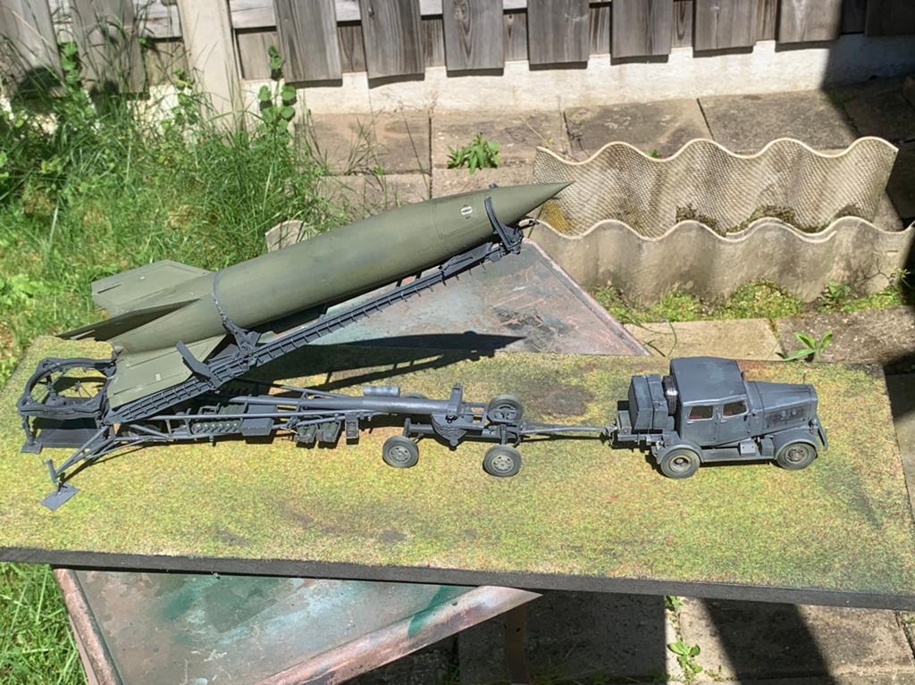 V-2 Rocket MEILLERWAGEN HANOMAG SS100 schaal 1:35 gebouwd, Overige merken, Gebruikt, Tank, 1:32 tot 1:50