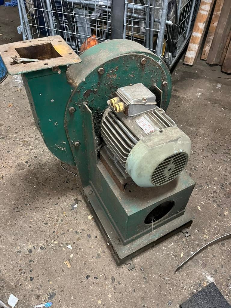 Afzuig ventilator blower, Doe-het-zelf en Verbouw, Ventilatie en Afzuiging, Ophalen, Gebruikt