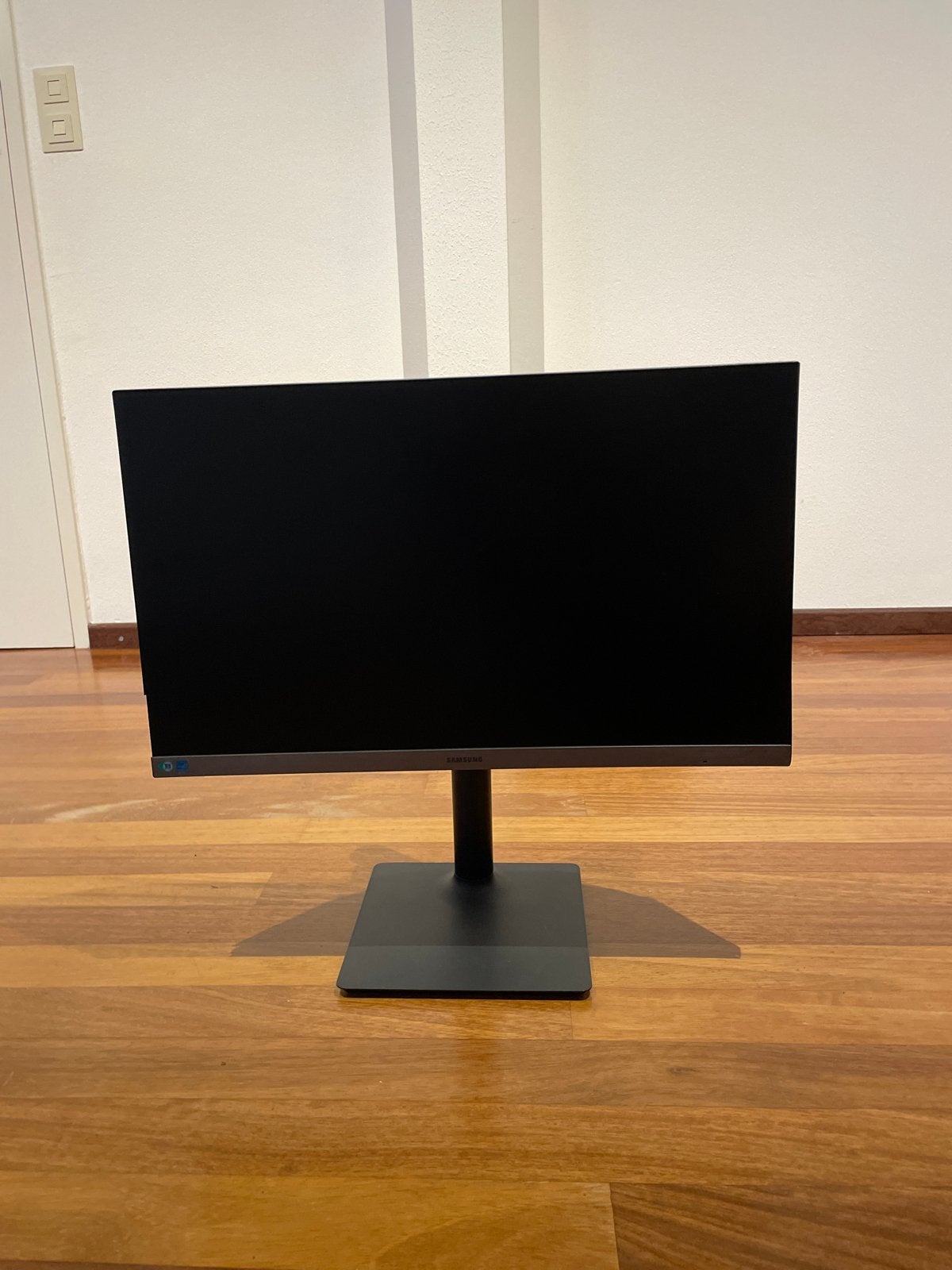 Samsung F24T650FYU 24 inch Full HD Monitor, Computers en Software, Monitoren, In hoogte verstelbaar, Full HD, Ophalen of Verzenden