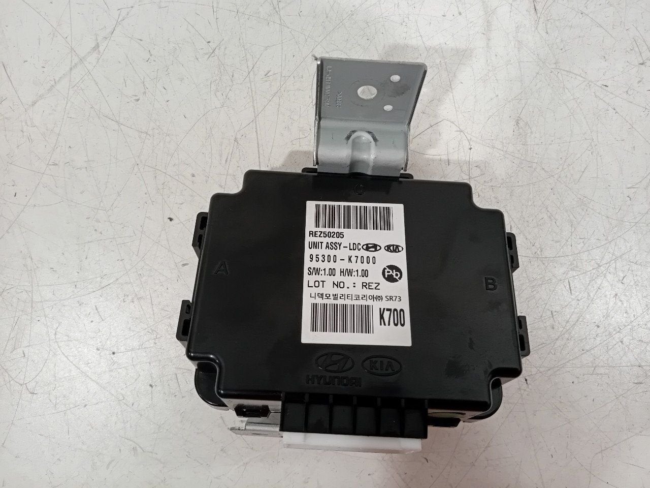 Converter Hyundai i10, Onderdelen@venauto.nl, Van der Ven Autorecycling B.V., Gebruikt, Ettenseweg 76, 4706 PB Roosendaal, The Netherlands