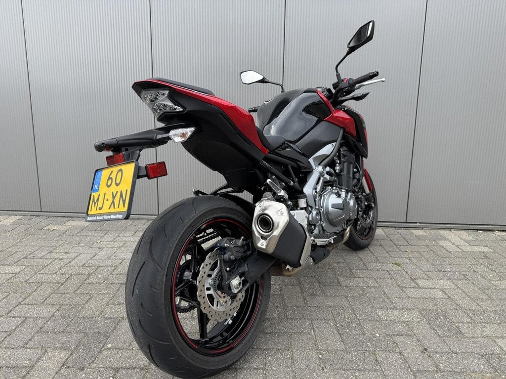 Kawasaki Z900, 948 cc, Bedrijf, Meer dan 35 kW, Toermotor