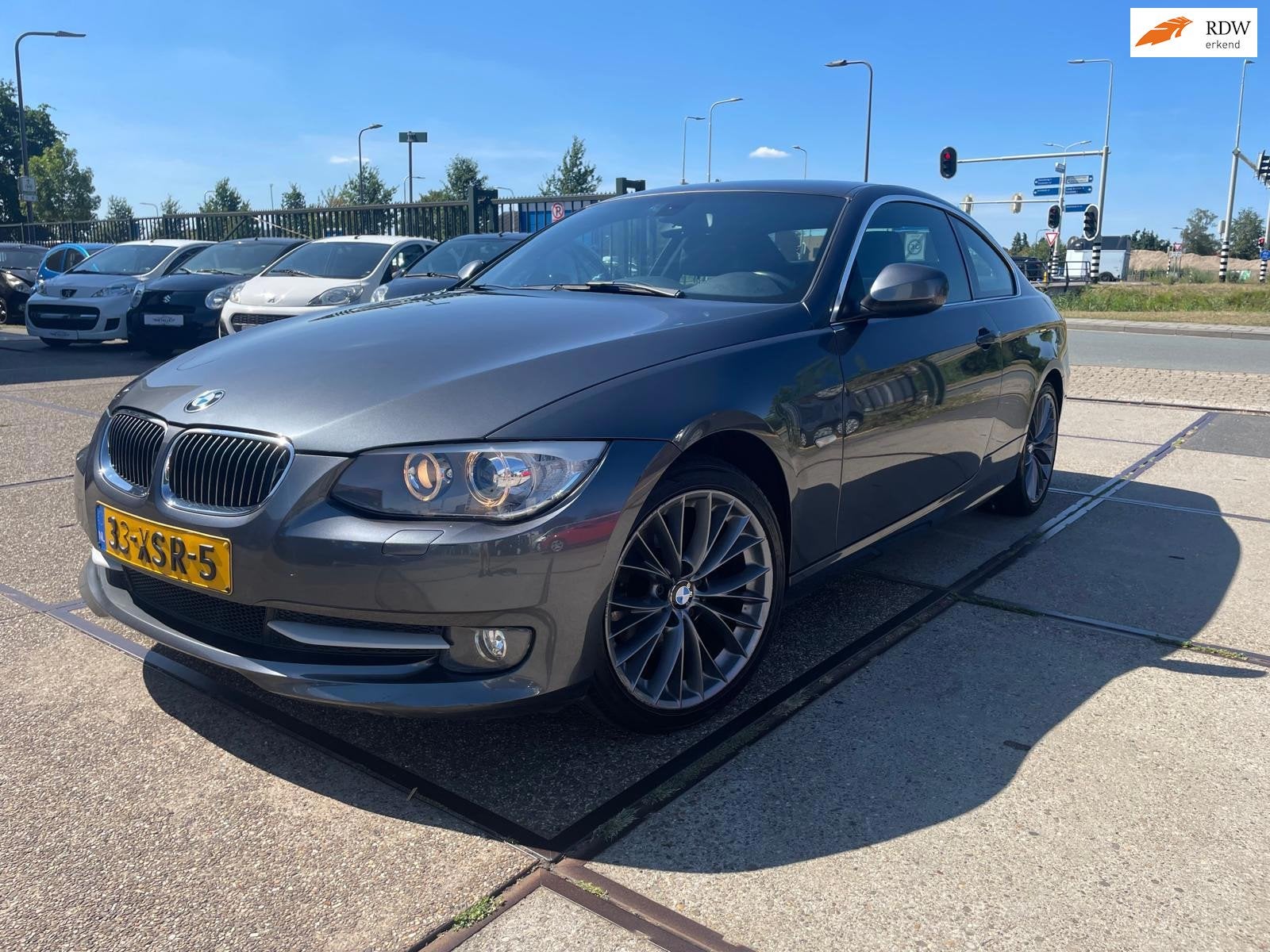 BMW 3-serie Coupé 320i Corporate Lease Mineralgrey Edition, Auto's, BMW, Euro 5, 4 cilinders, 4 stoelen, 163 pk