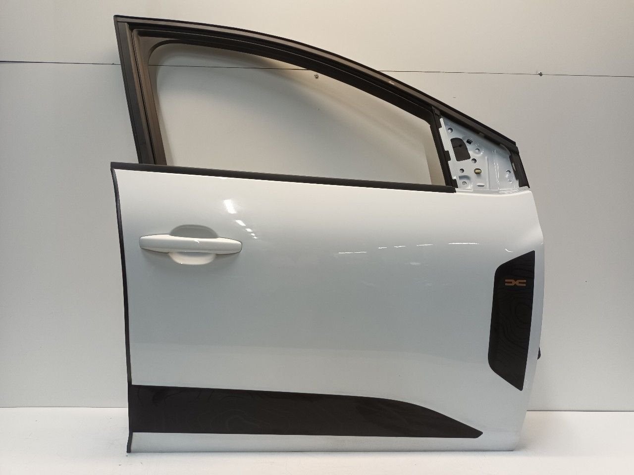 Portier rechts voor Dacia Sandero, Auto-onderdelen, Dacia, Onderdelen@venauto.nl, Van der Ven Autorecycling B.V., Gebruikt