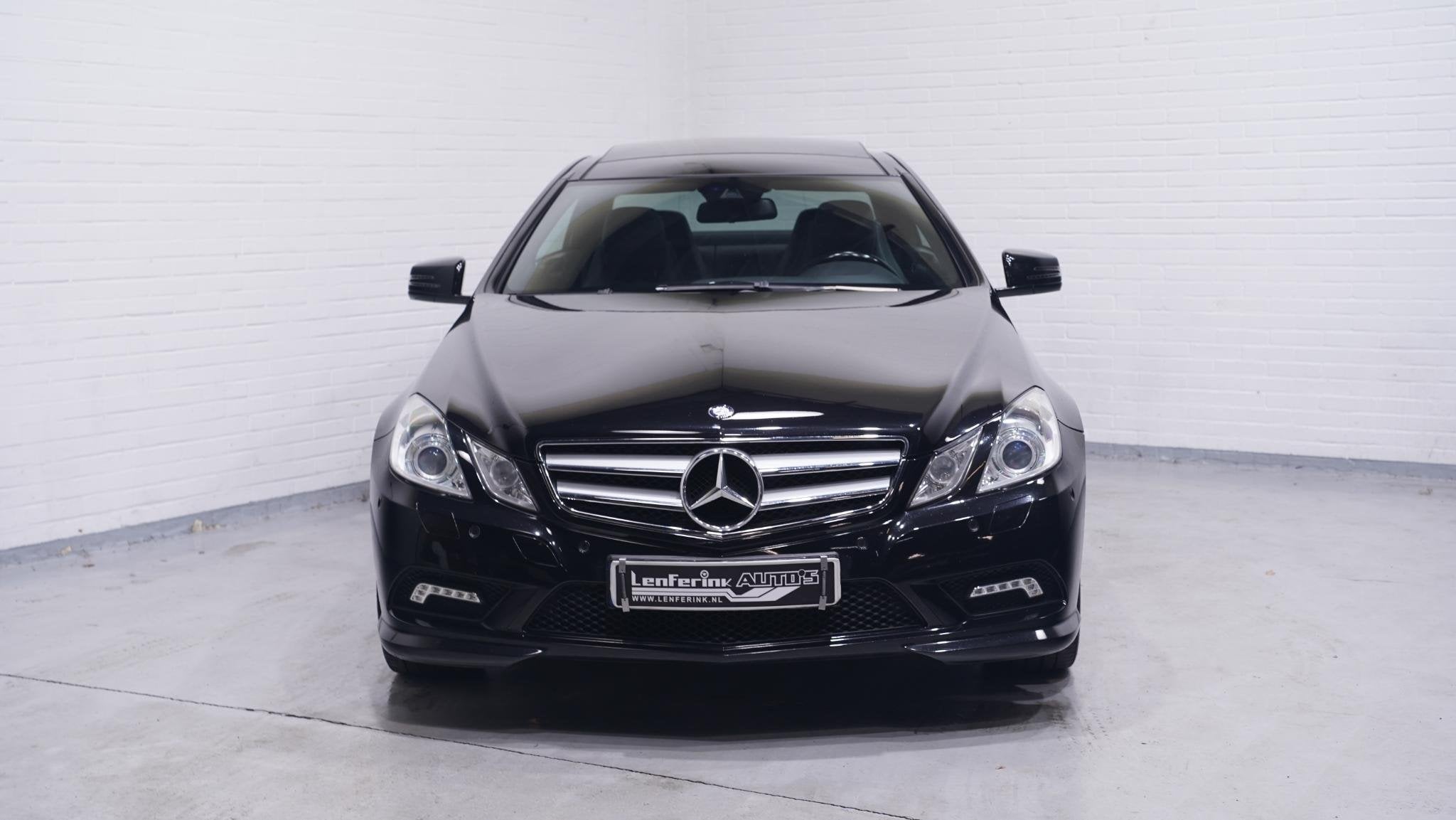 Mercedes-Benz E-klasse Coupé 200 CGI Avantgarde NAP AMG Pac, Auto's, Euro 5, Achterwielaandrijving, Zwart, 4 cilinders