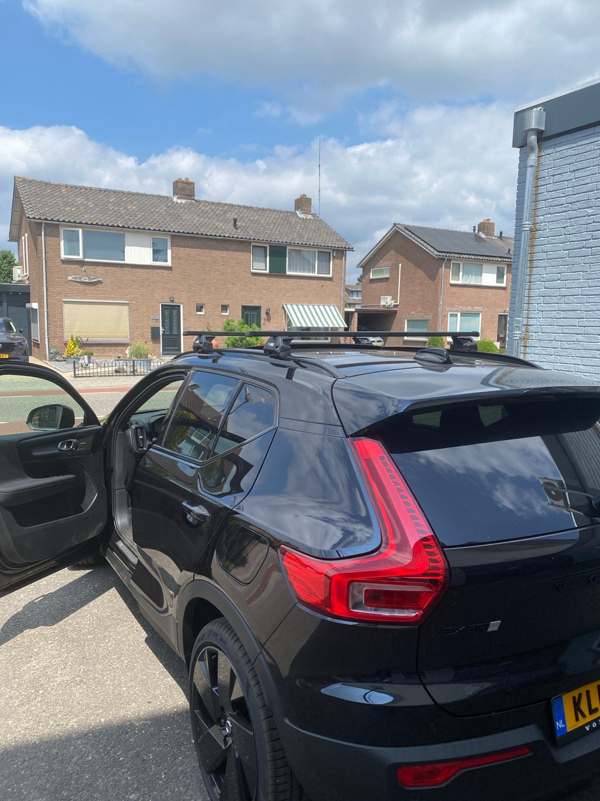 Thule Dakdragers voor Volvo EX40 - Perfecte Pasvorm, Ophalen, Zo goed als nieuw